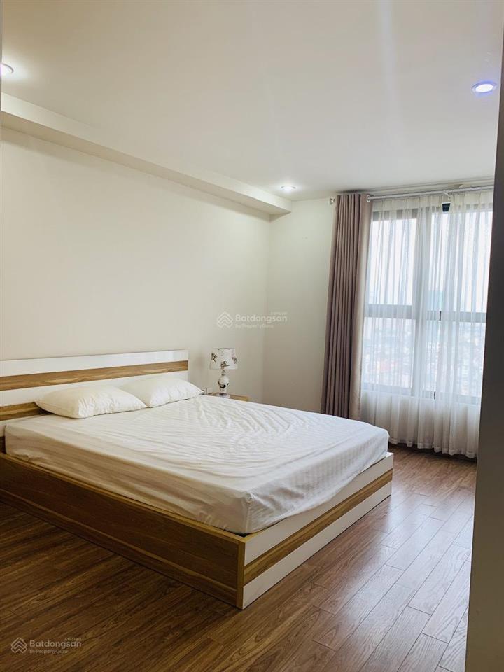 Cho thuê ch star city lê văn lương 153m2, 3 ngủ full đồ đẹp, giá 25t, có slot oto.  0911 614 ***