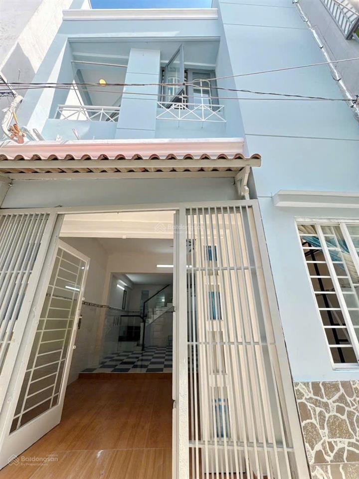 Hàng xóm kiều đàm  lotte mart  4.4 m x 14m  dọn vào ở ngay  3pn  chỉ 5. x tỷ