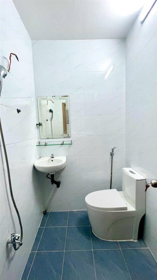 Hàng xóm kiều đàm  lotte mart  4.4 m x 14m  dọn vào ở ngay  3pn  chỉ 5. x tỷ