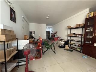 Căn góc chốt 5.1 tỷ (3 phòng ngủ + 2wc) nhà trống, nguyên bản, bancol đông nam thoáng mát, shs