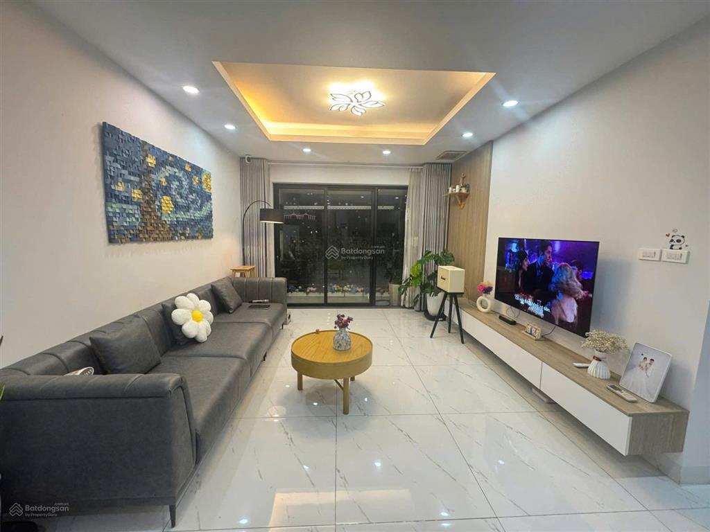 Chuẩn giá bán căn 131m2 (3n2wc) sẵn sổ, full nội thất như ảnh, giá 10.6 tỷ tại the light tố hữu