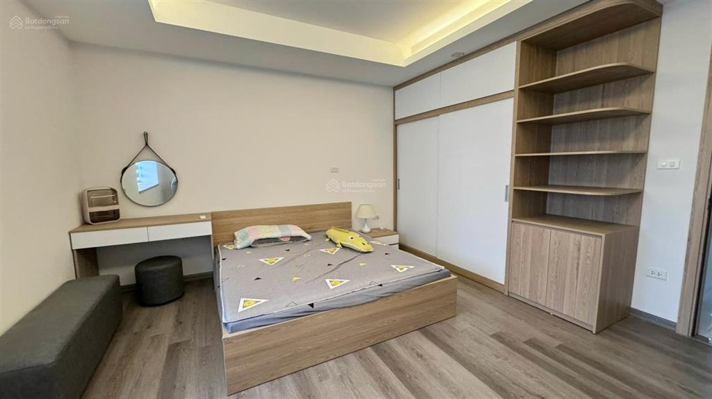 Chuẩn giá bán căn 131m2 (3n2wc) sẵn sổ, full nội thất như ảnh, giá 10.6 tỷ tại the light tố hữu