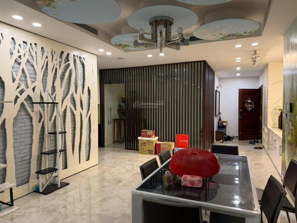 Chuẩn giá bán căn 202m2(4n3wc)sẵn sổ full nội thất, giá 13.6 tỷ tsq làng việt kiều châu âu, mỗ lao