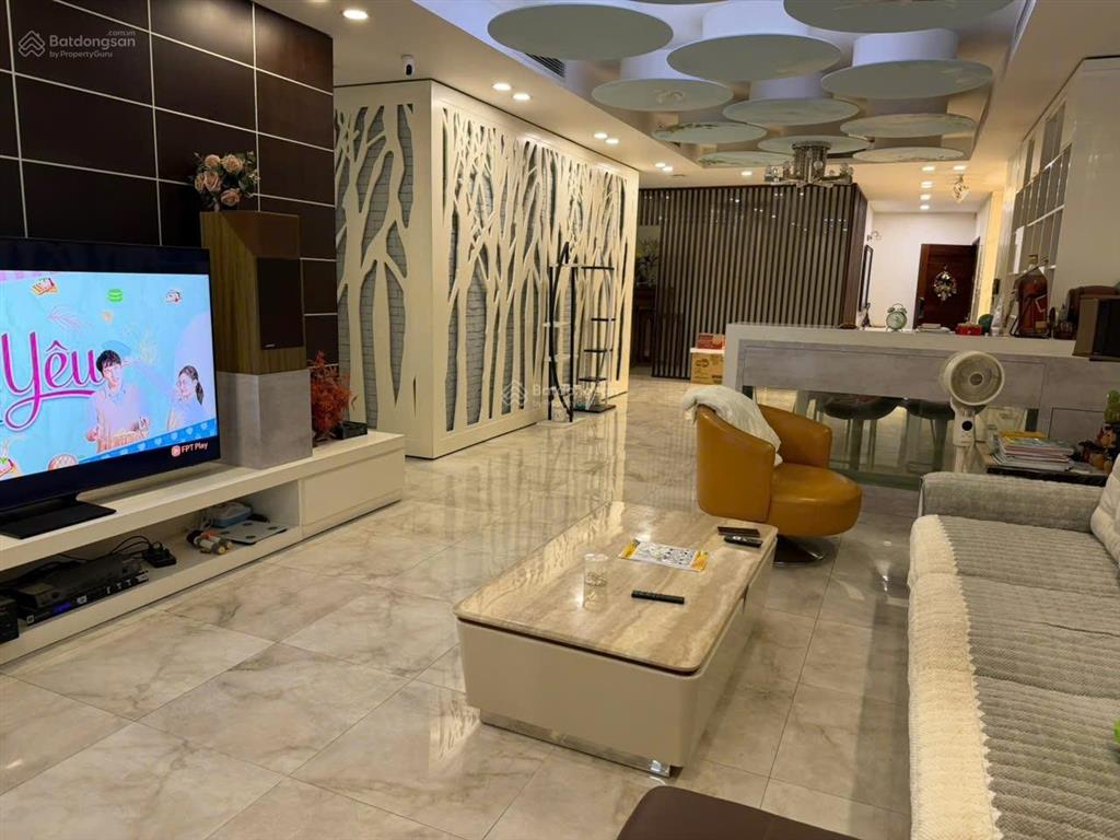 Chuẩn giá bán căn 202m2(4n3wc)sẵn sổ full nội thất, giá 13.6 tỷ tsq làng việt kiều châu âu, mỗ lao