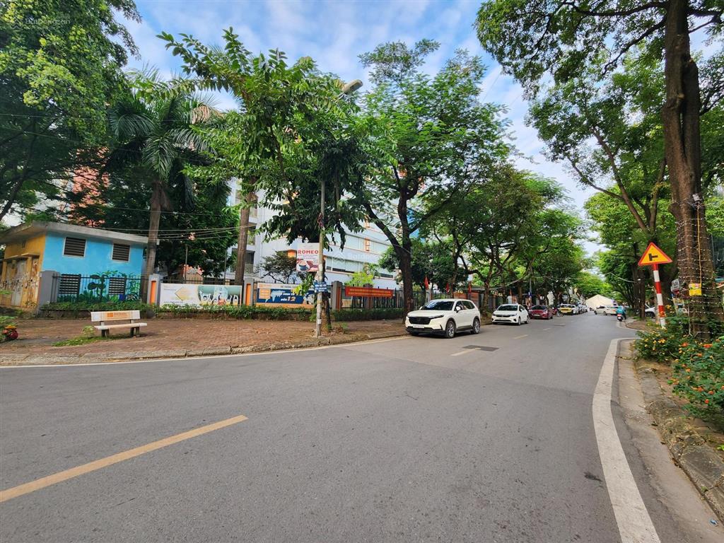 Vị trí vàng! lk lô góc 2 mặt tiền, view vườn hoa kđt bắc linh đàm, 75m2, mt 6m giá tốt