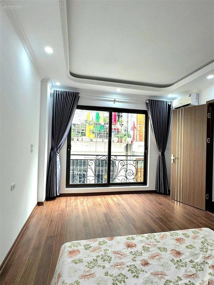 Nhà 6 tầng thang máy, 10m ra oto tránh ngay sát cầu lủ, dt 34m2 giá 9.9 tỷ! xem là mê