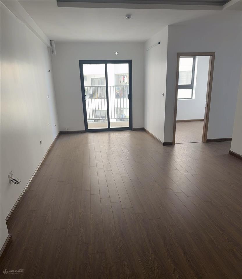 Cần bán căn 72.6m2 tầng 20 giá 1,5 tỷ sẵn sổ. 0919 786 ***