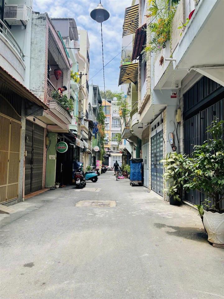 Hẻm xe hơi chuẩn trung tâm q3 , 2 tầng, khu kinh doanh đa ngành nghề, thông tứ tung, nhỉnh 8 tỷ