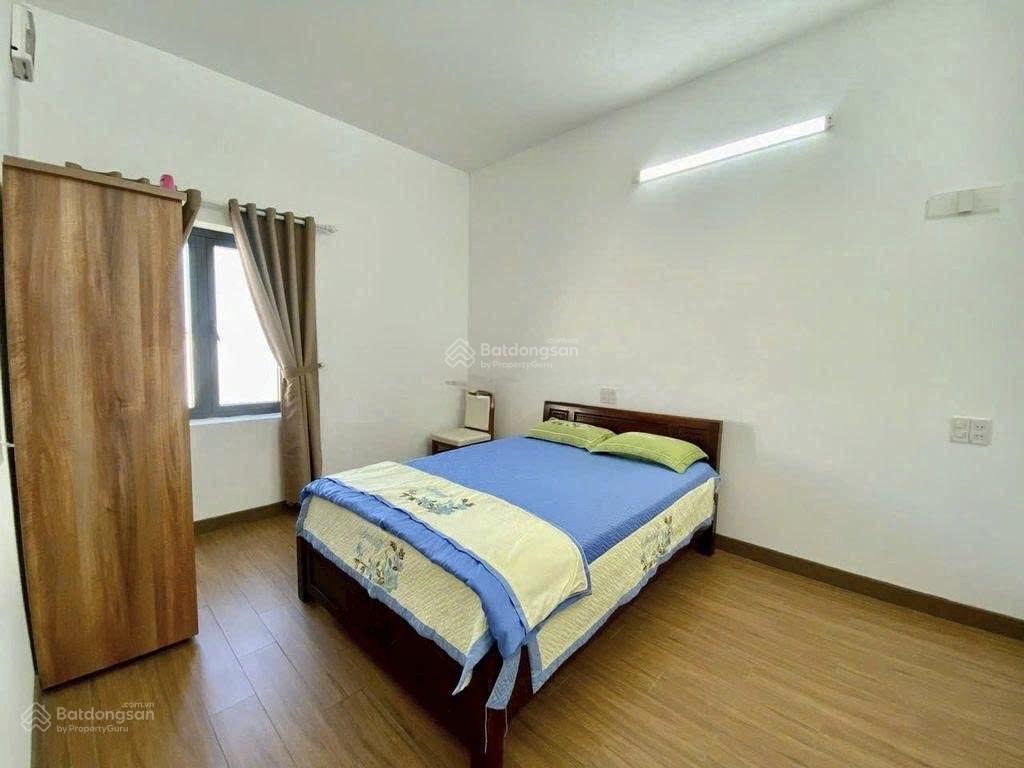 Nhà đẹp giá rẻ tại lạc long quân, quận 11. giá 5 tỷ 480/ 4x16m (64m2). sổ sẵn hoàn công sau dịch