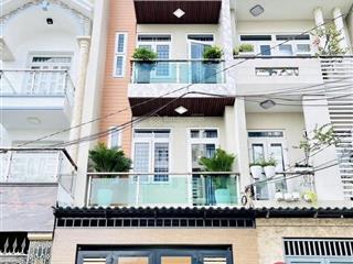 Căn hiếm 2 mặt tiền đường hoà bình, quận 11. giá 4 tỷ 570/ 4,5x15m  hẻm xe hơi đối diện đầm sen