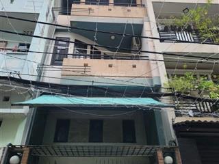 Cần bán trong tháng nhà hoàng diệu, quận 4  giá 4 tỷ 530  dt 4,1x15m  hẻm xe hơi thông suốt