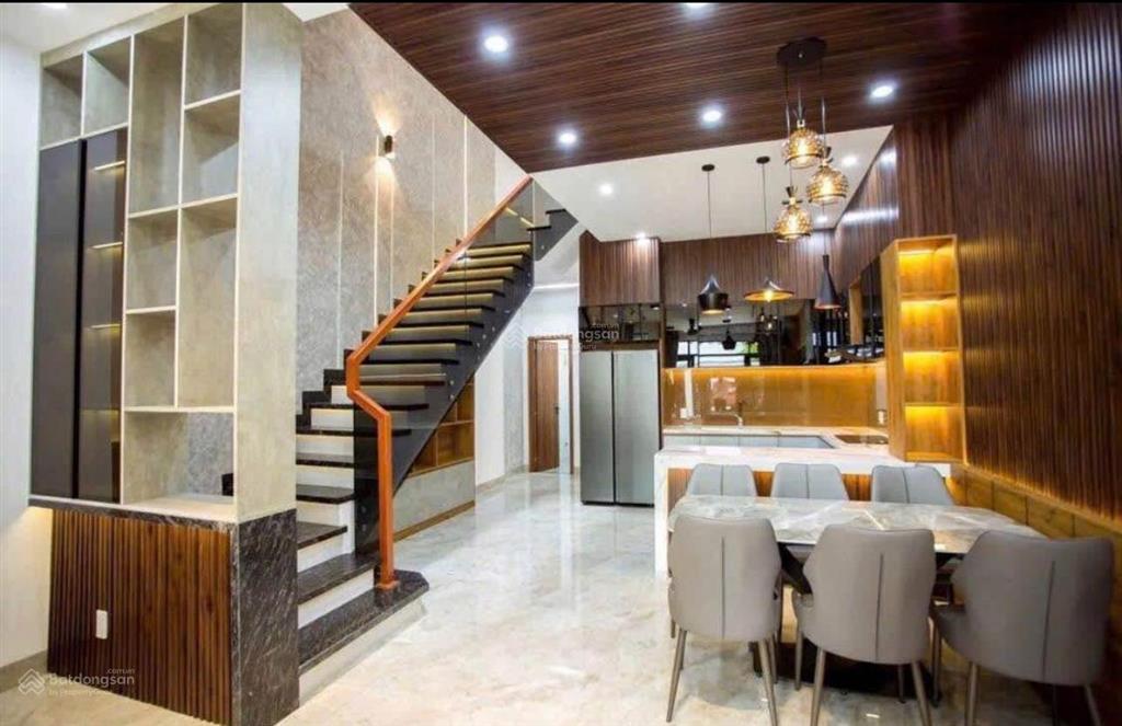Hạ giá bán căn nhà trần lựu, q2  giá8tỷ350/ 83,5m2(5x16,3m)gần kđt an phú an khánh. đang cho thuê