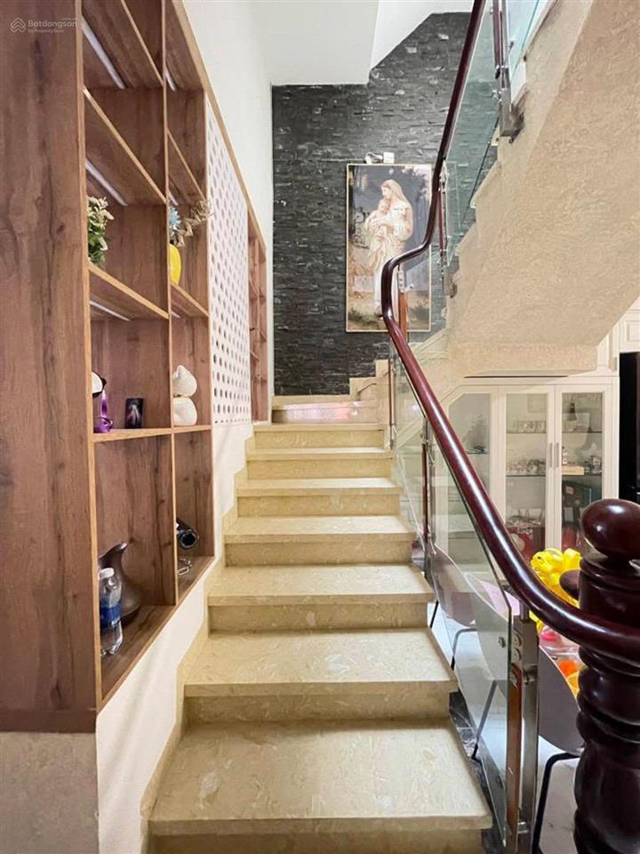 Dòng tiền sẵn 25 triệu ngay nguyễn thị huỳnh, phú nhuận giá5tỷ590/67,6m2(5,2x13m). pháp lí chuẩn