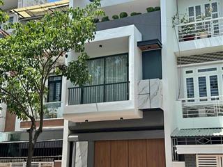 Cần bán gấp nhà vị trí đẹp ngay lò gốm, q6 62,4m2(4,8x13m), sổ đẹp, đang cho thuê 15triệu