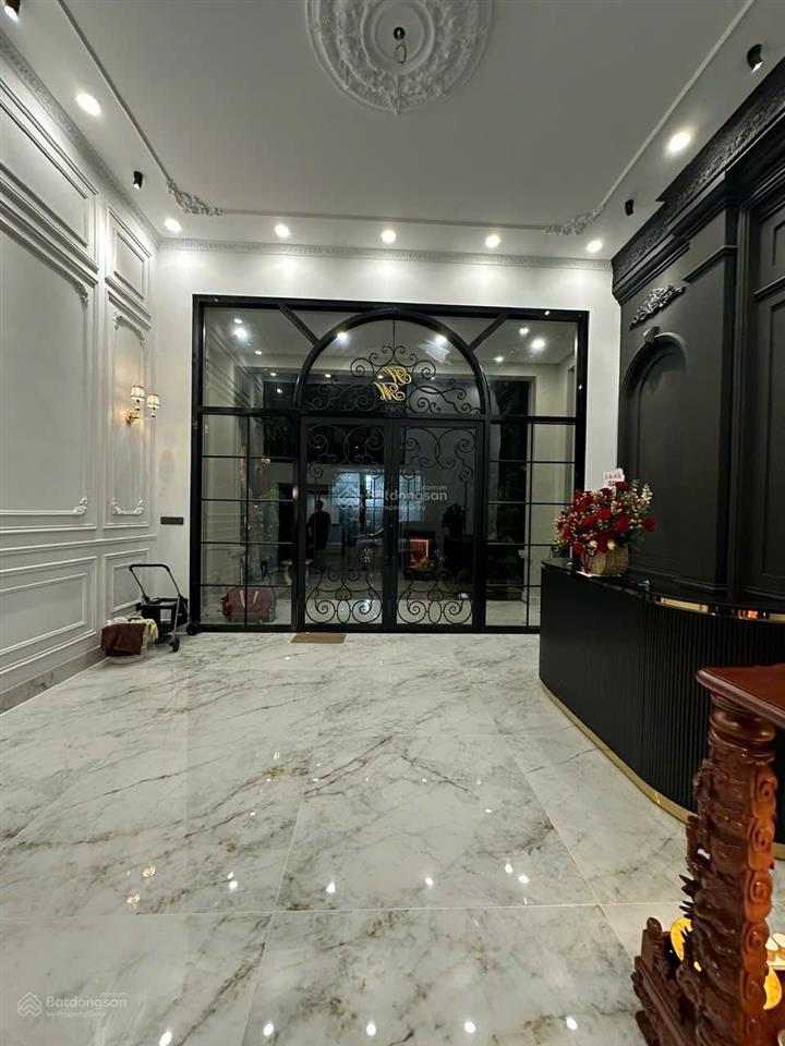 Chính chủ bán gấp nhà ngô quang huy, q2. giá7tỷ680/7x15m(105m2).3tầng.sổ cầm tay. đang cho thuê