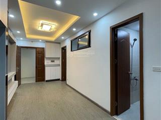 Bán căn hộ tập thể viện e trần cung, nghĩa đô, 2,75 tỷ, 3040m2, sổ đỏ, giá siêu hời!
