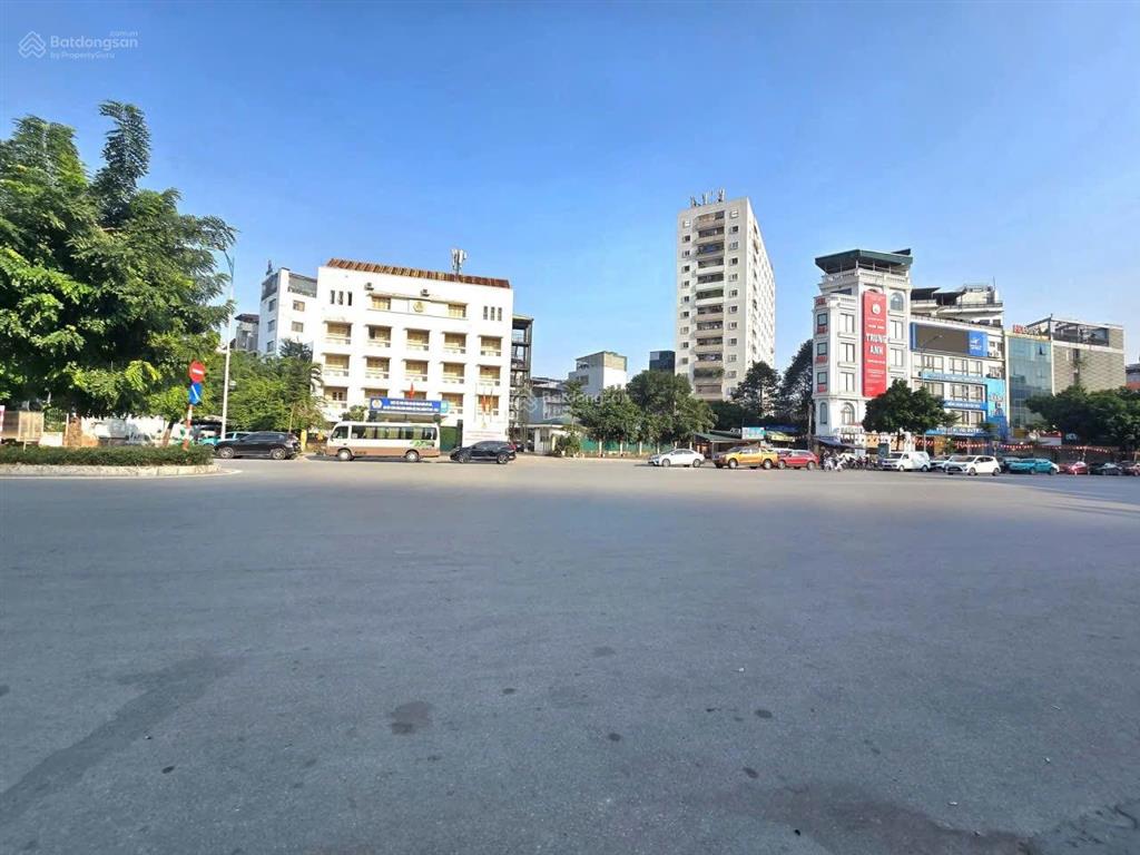 Siêu phẩm  mặt phố nguyễn văn huyên  hàng hiếm giá tốt  kinh doanh dòng tiền vip