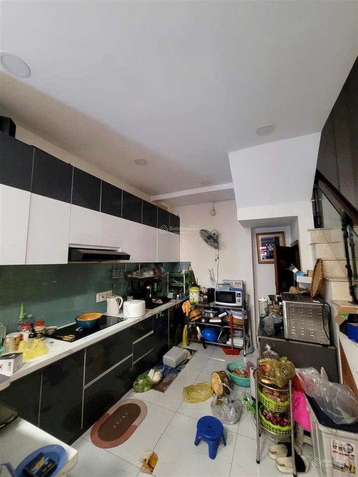 Cư xá đô thành quận 3, hẻm ô tô thông, dt 43m2 4 tầng, tặng nội thất.