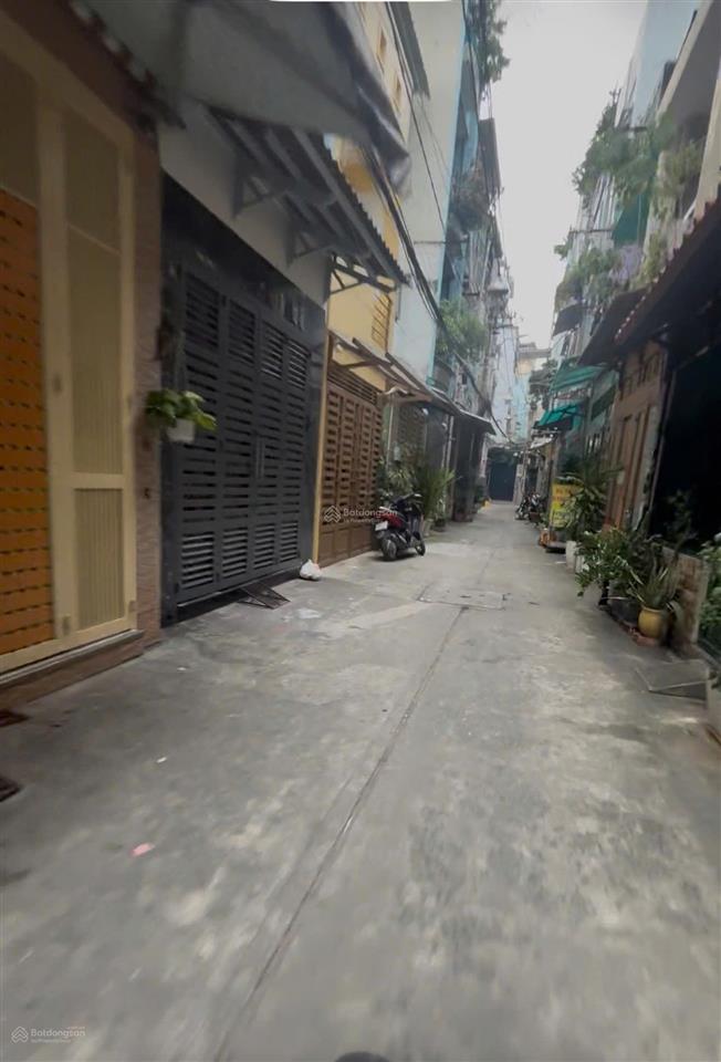 Cư xá đô thành quận 3, hẻm ô tô thông, dt 43m2 4 tầng, tặng nội thất.
