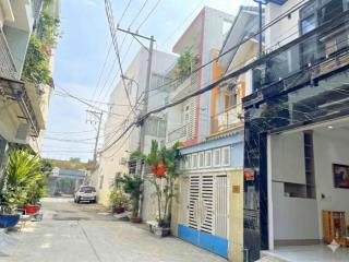 Nhà mặt tiền hẻm lớn xe hơi tránh kinh doanh tốt gara trong nhà đào tông nguyên  giá hơn 7 tỷ