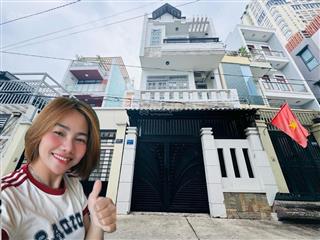 Dtst 143m2 .ngang 527,5m.xe hơi ngủ trong nhà.ng thị thậpq7
1trệt 2 lầu.xây ở cứng cáp.shr,hc đủ