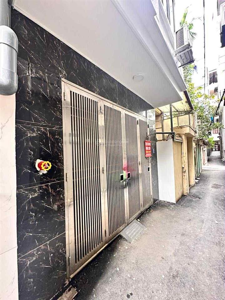 Bán chdv thanh xuân, khuất duy tiến, 82m2 giá 19,2 tỷ, 7 tầng thang máy, dòng tiền 90tr/tháng.
