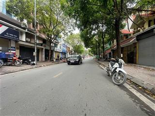 Bán nhà mặt phố trung văn 90m2 giá 32 tỷ phân lô mặt phố, kinh doanh sầm uất, ô tô dừng đỗ.