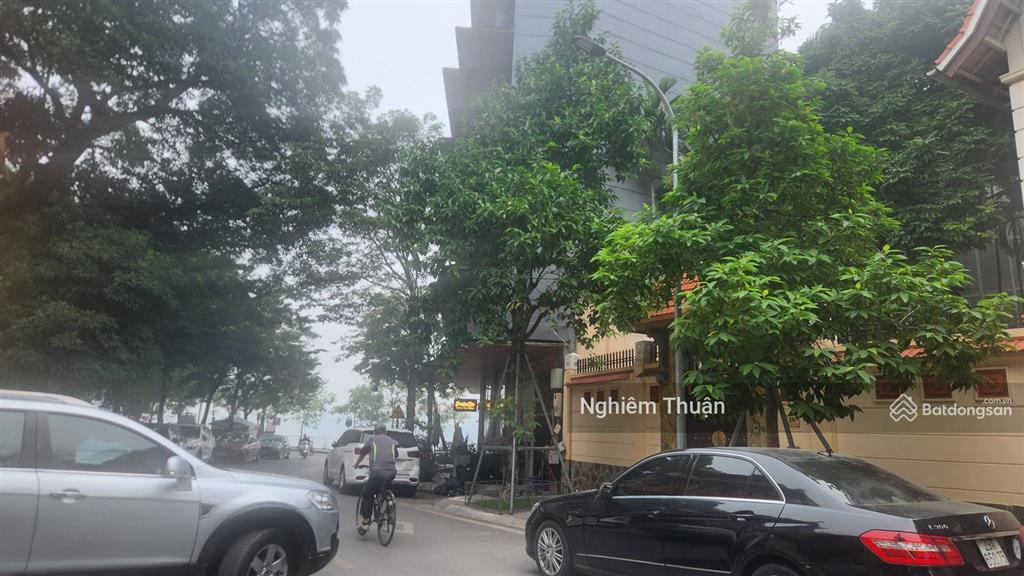 Bán nhà phố đẹp hồ tây, hà nội. 196m2, mt 15m. ở và kinh doanh đẳng cấp. nhỉnh 500tr/m2