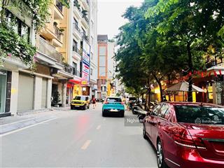 Biệt thự đẹp nhất hồ tây, hà nội. 165m2, mặt tiền 12,8m. ô tô sân vườn. ở đẳng cấp. giá cực tốt.