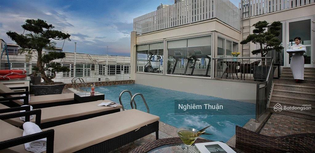 Bán khách sạn 5 sao, phố cổ hoàn kiếm. 15 tầng, 80 phòng, bể bơi, hầm. doanh thu 40 tỷ/năm. giá tốt