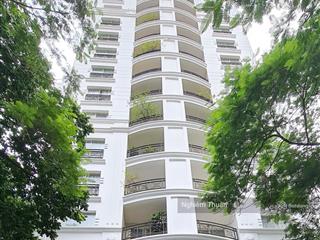 Bán khách sạn 5 sao, đẹp nhất phố cổ hoàn kiếm. 555m2, 16 tầng, mt 18m. doanh thu 38 tỷ. giá tốt