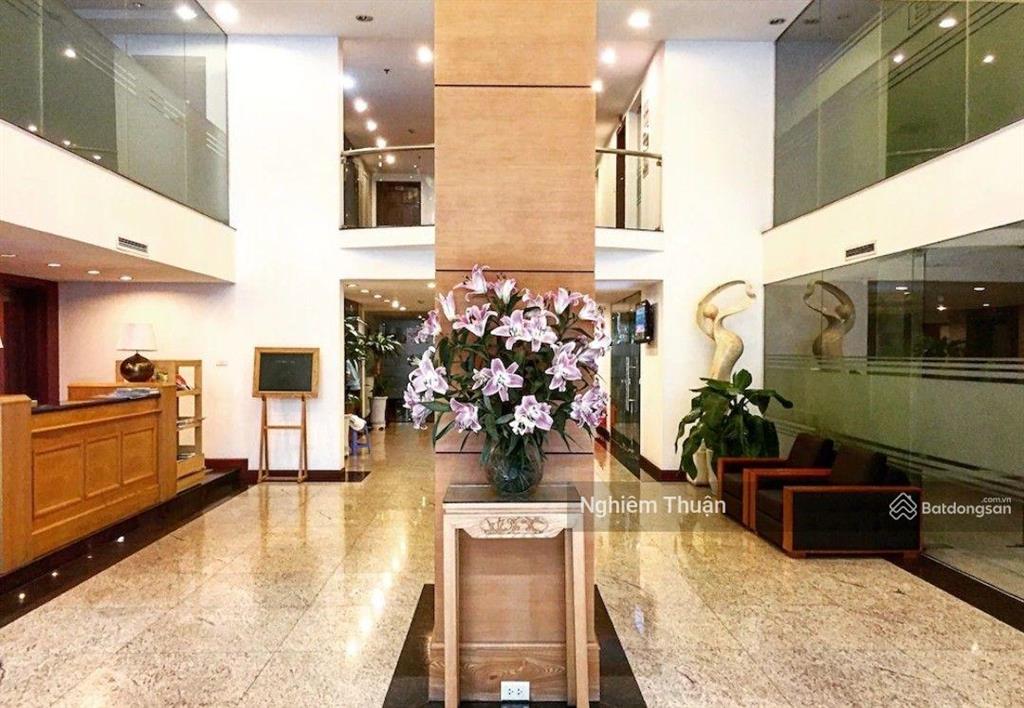 Bán khách sạn 5 sao, nổi bật phố cổ hoàn kiếm. 555m², 16 tầng, mt 18m. doanh thu 38 tỷ. giá tốt