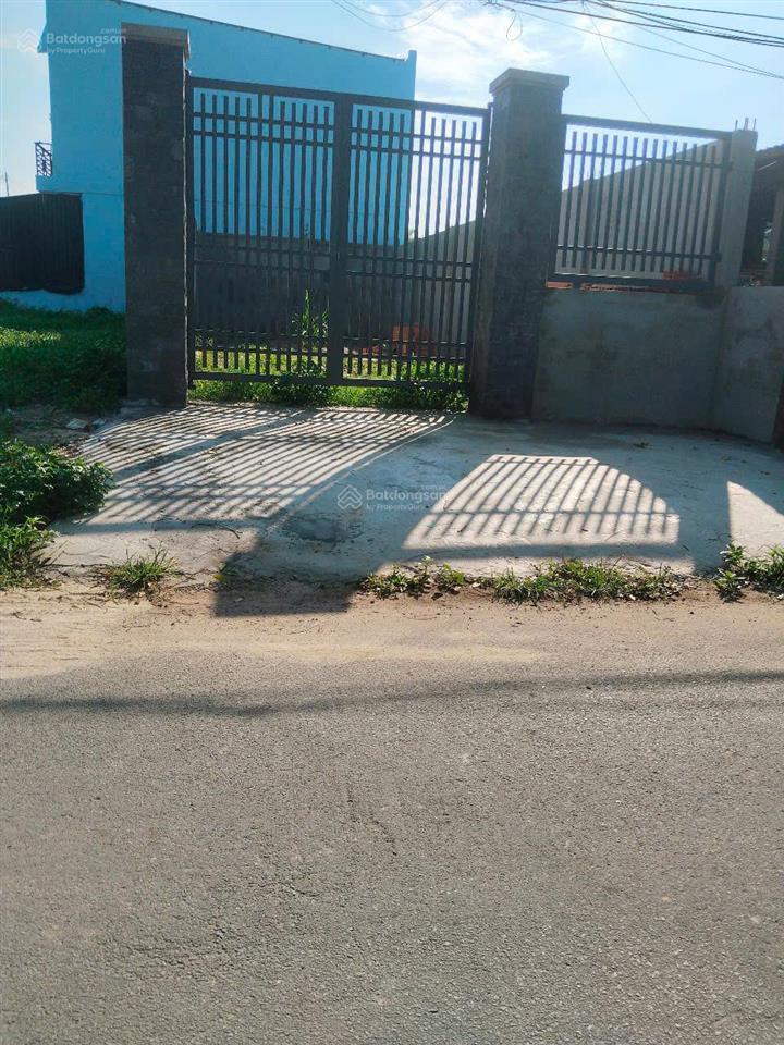 Chính chủ bán gấp lô đất 114.6m2 giá 1tỷ2 đường trần văn chẩm xã phước vĩnh an củ chi sổ hồng riêng