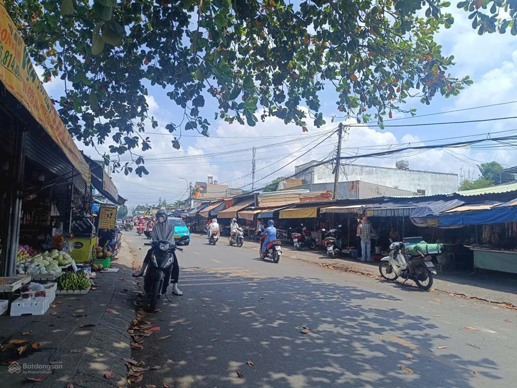 Chính chủ bán gấp lô đất 114.6m2 giá 1tỷ2 đường trần văn chẩm xã phước vĩnh an củ chi sổ hồng riêng