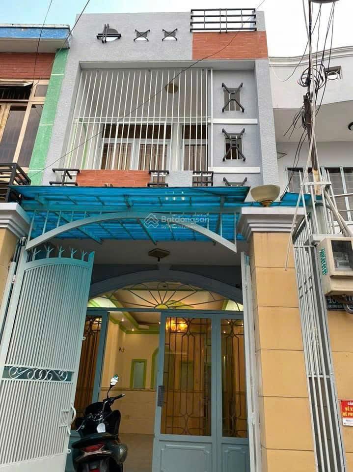 Quận 11 diện tích 64m2 không lộ giới hẻm 4m lạc long quân chỉ 5.9 tỷ,  0933 233 ***