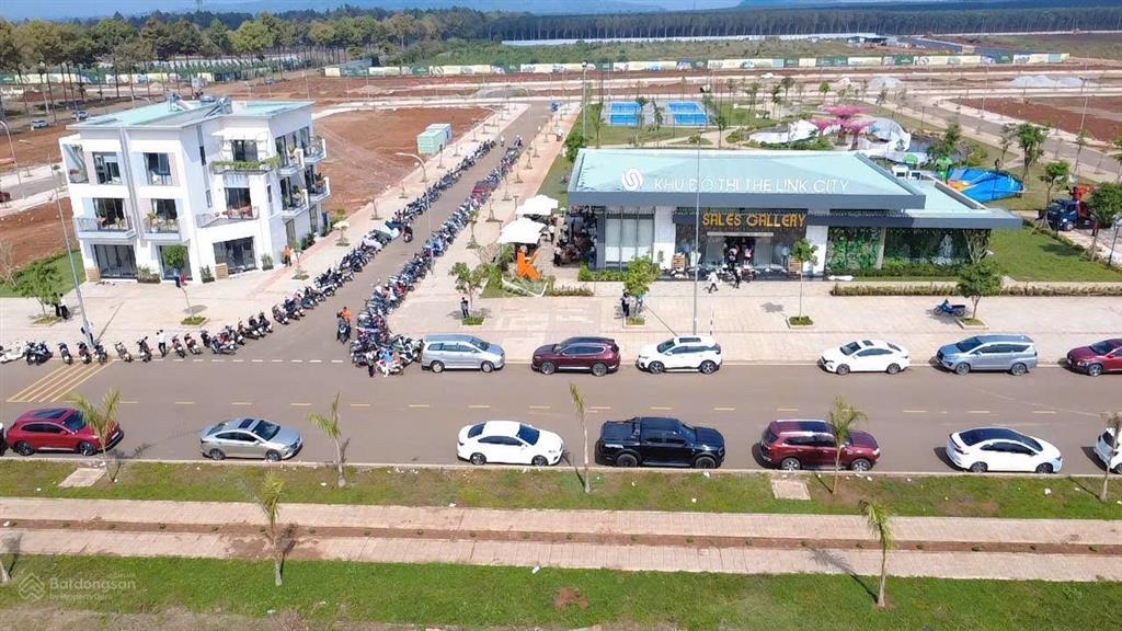 The link city thị trấn dầu giây tâm điểm kết nối, đón sóng sân bay long thành vận hành chính thức