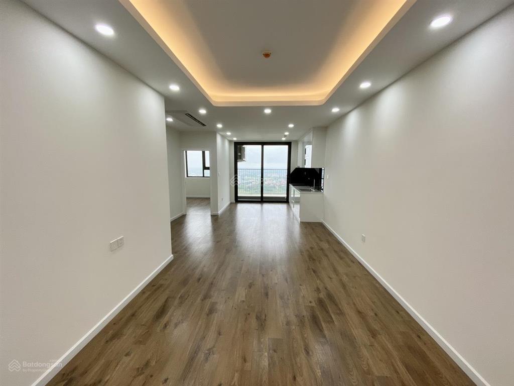 Bán căn 2 phòng ngủ 2 vệ sinh chung cư an quý hưng view sông, view vin cổ loa