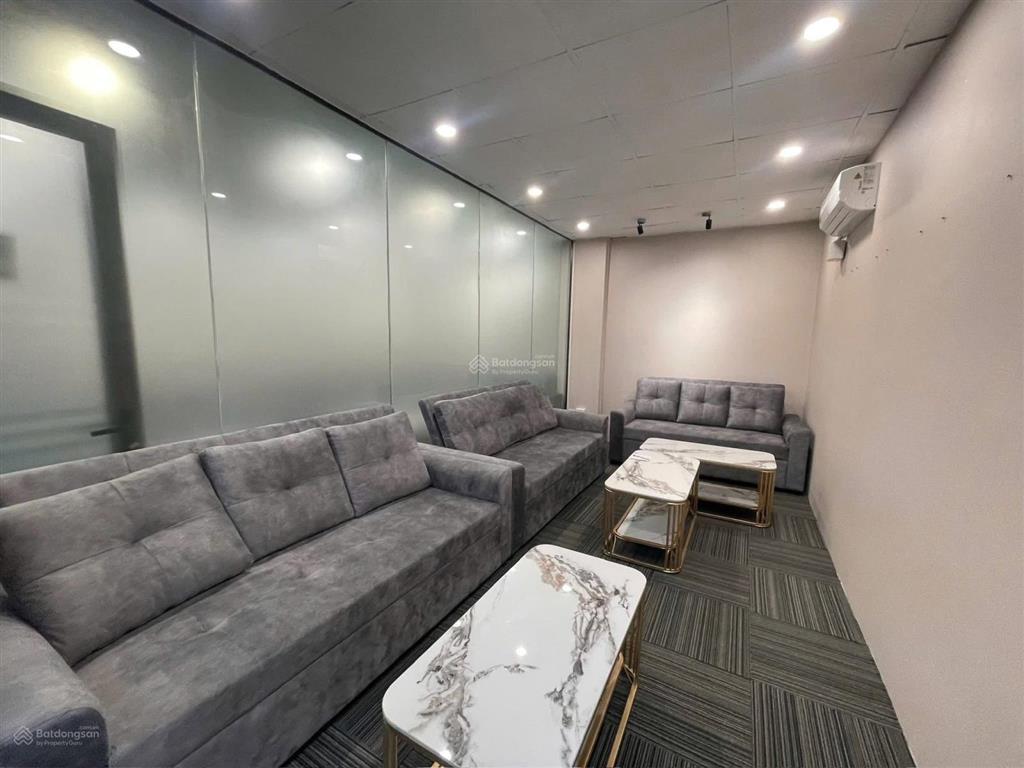 Cho thuê sàn văn phòng lương thế vinh nam từ liêm diện tích 120m² giá thuê 20,5 triệu/tháng