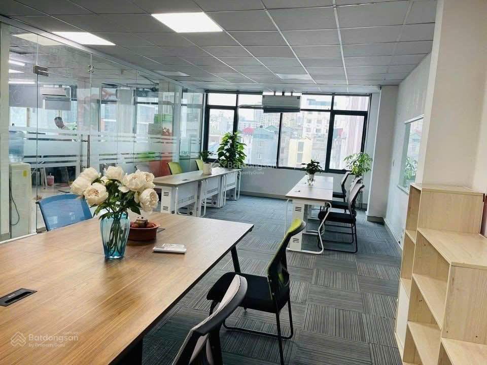 Cho thuê sàn văn phòng lương thế vinh nam từ liêm diện tích 120m² giá thuê 20,5 triệu/tháng