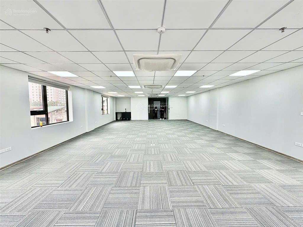 Chủ nhà cho thuê văn phòng 120m2 giá 19 triệu tại trung văn  nam từ liêm