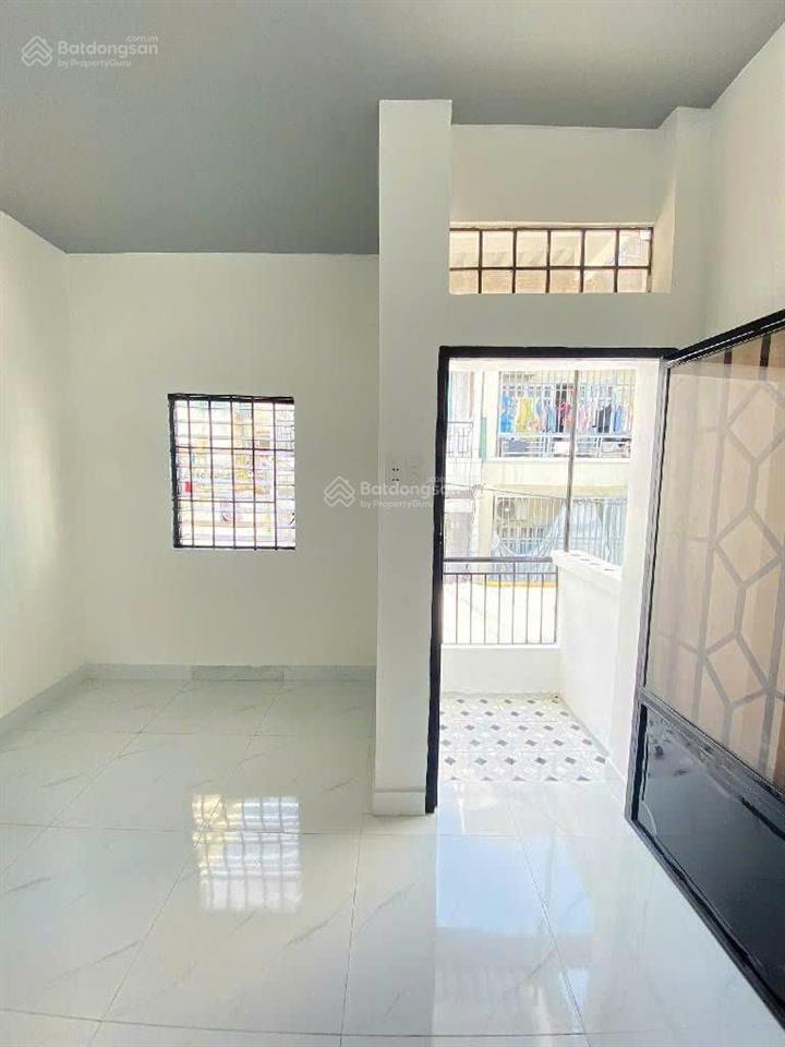 Bán nhà mới xây hẻm 3m, 1 / đường trần phú , phường 4, quận 5, nhỉnh 5x nhỏ