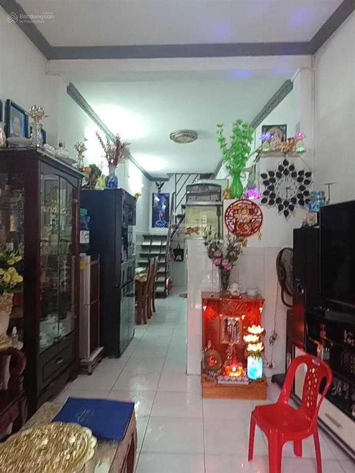 Bán nhà hẻm ô tô đỗ cửa gần vòng xoay phú lâm, dt hơn 34m, giá 3.8 tỷ