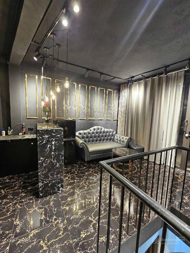 Bán gấp nhà phố nhật chiêu full đồ ở ngay  ngõ ôtô view hồ tây  32m2 6tầng  chỉ hơn 11tỷ