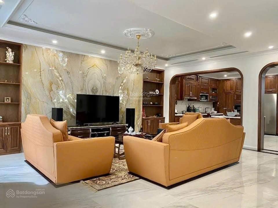 Bán biệt thự ciputra  mặt đường đôi đối diện noble  180m2 x 5t, 1 hầm  full nội thất đẹp  95 tỷ