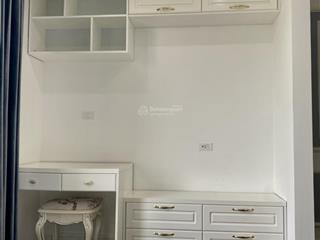 Cho thuê nhanh căn hộ 3 ngủ 146m đầy đủ nội thất tầng trung cao view thoáng đẹp 30 triệu/tháng.