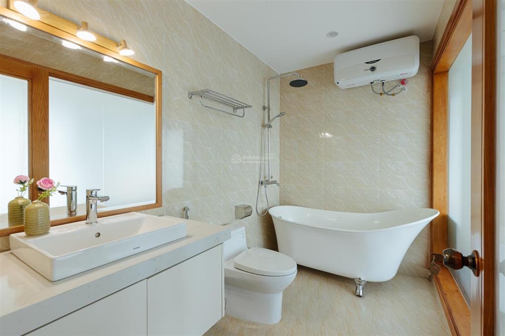 Tôi cần cho thuê căn hộ 82m2 dleroi soleil full nội thất đẹp vào ở ngay giá 19 triệu. 0914 772 ***