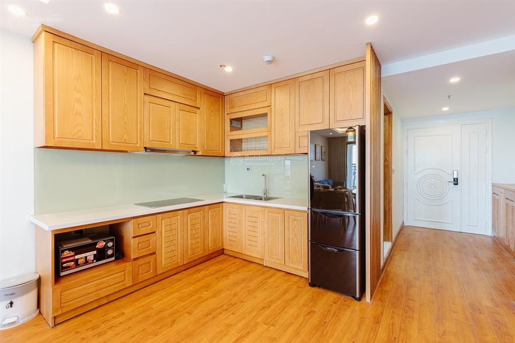 Tôi cần cho thuê căn hộ 82m2 dleroi soleil full nội thất đẹp vào ở ngay giá 19 triệu. 0914 772 ***