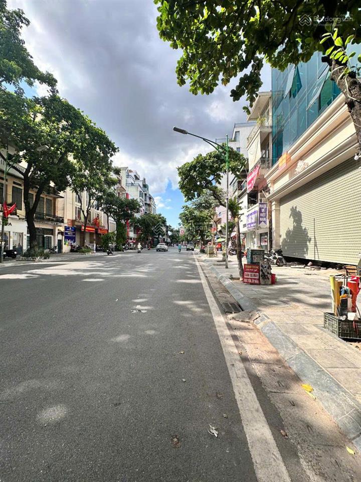 Bán nhà mặt phố huế, hai bà trưng 70m2 x 5 tầng x 45 tỷ kinh doanh đỉnh vị trí trung tâm hiếm!