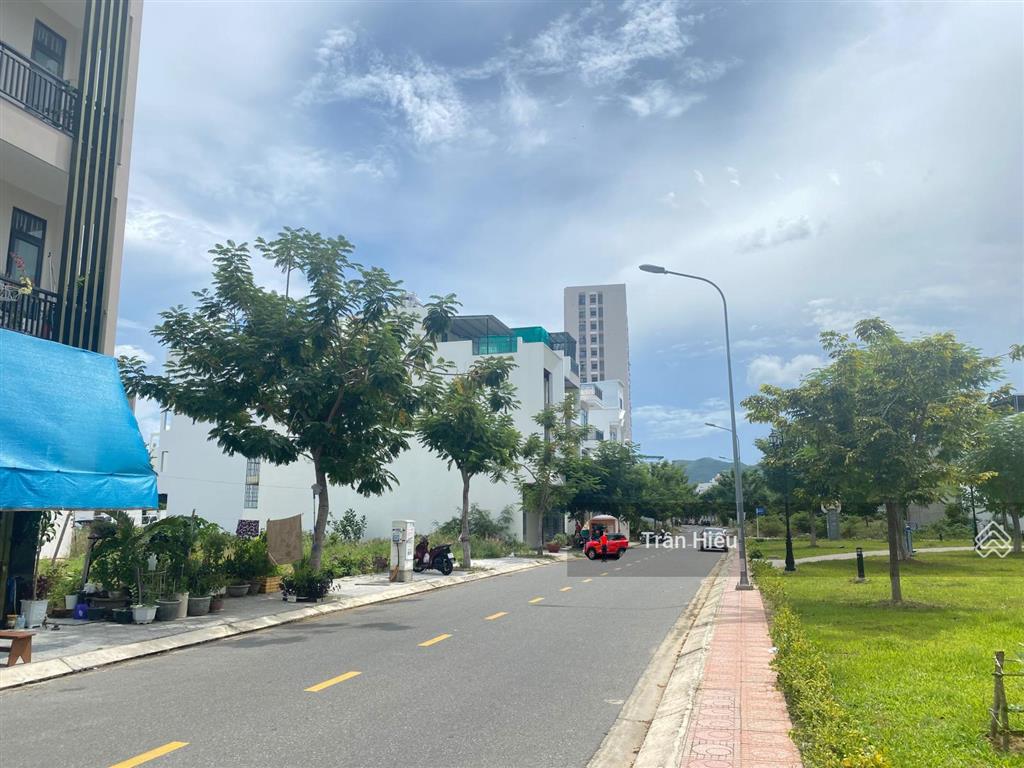 Lô view trực diện công viên  chỉ 7,1 tỷ đối diện công viên lô 85m2 đường số 36 mát cả ngày