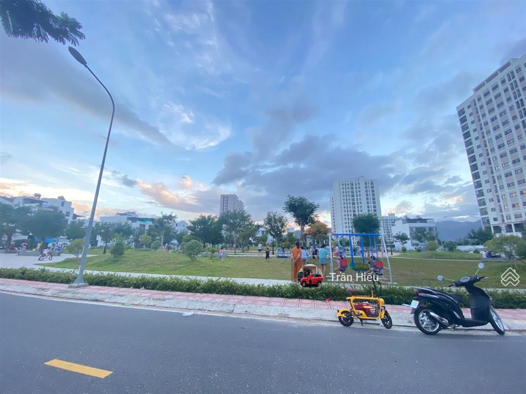 Lô view trực diện công viên  chỉ 7,1 tỷ đối diện công viên lô 85m2 đường số 36 mát cả ngày